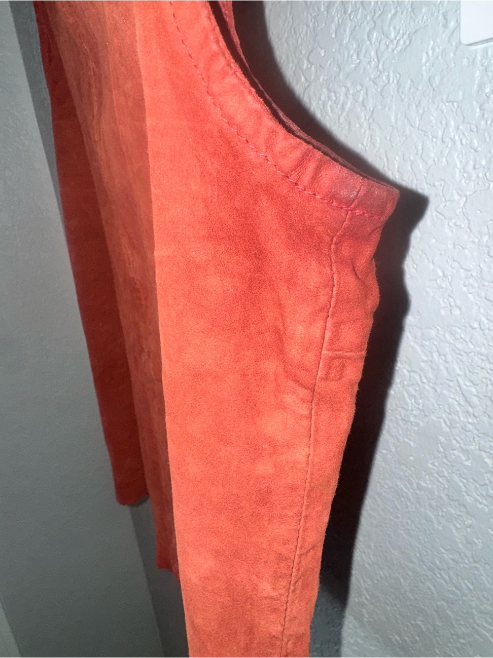 Double D Ranch 100% Leather Rust Red Sleeveless Women’s Tank Top - Picture 6 of 6